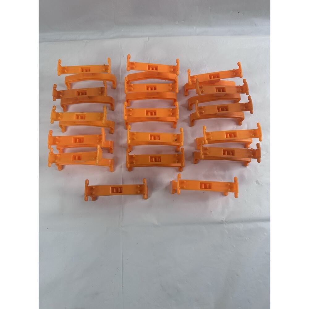 Tomy Aurora AFX HO Scale Adjustable Track Support 17 Pieces Accessory